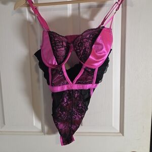 Womens Sexy Pink and Black Lace Bodysuit Size Medium
